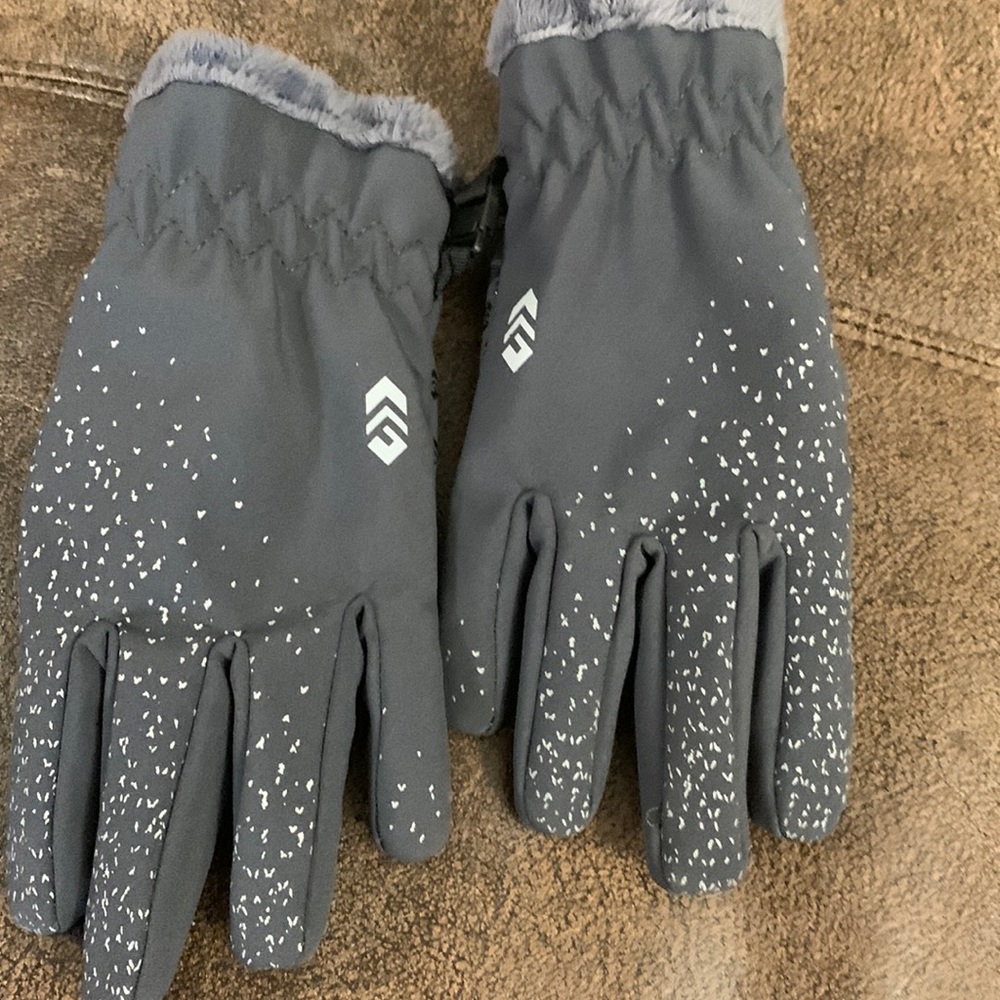 Little girls winter gloves size sm/med